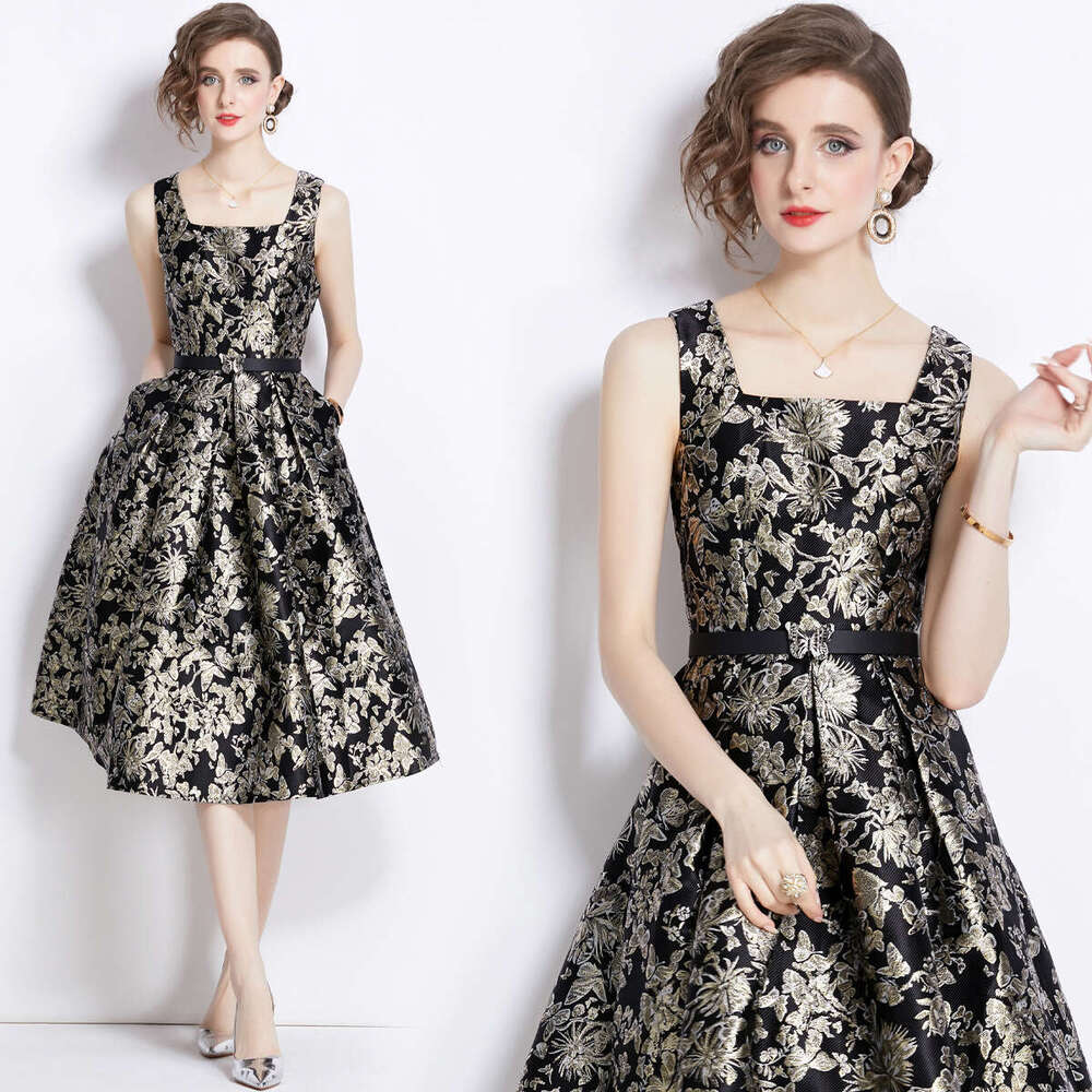 Large Size Black and Gold Butterfly Printed Square Neck with Waist Cinching Strap Dress, Luxurious, Socialite Temperament, Birthday Dress for Women Si