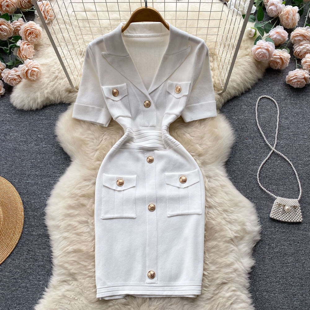 Xiaoxiangfeng Knitted Dress for Womens Summer 2022 New Style French Niche Collar, Waist Cinching, Slimming Style, Hip Hugging Skirt Short Round Neck D