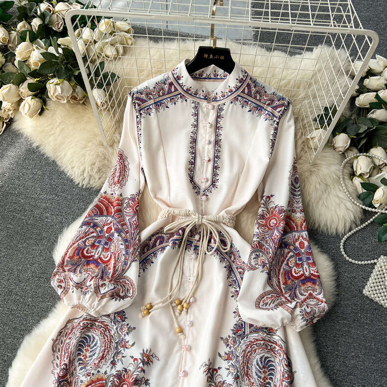 French Palace Style Design with Printed Slim Fit Long Bubble Sleeves, High-end and Exquisite Dress Self-cultivation Novelty Short High Waist Dress