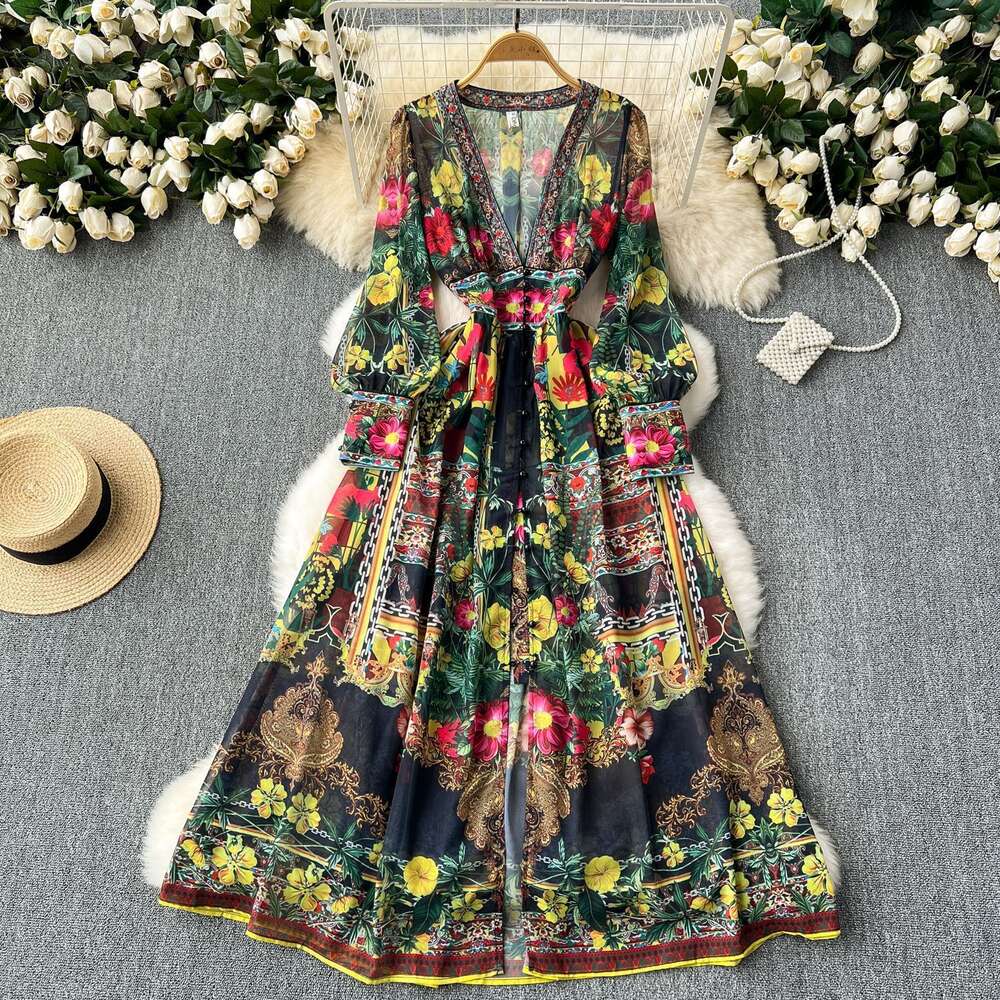Luxury Vacation Niche Palace Style French Deep V-neck, Waist Cinched Buckle, Printed Long Dress Temperament Sexy High Waist Dress Pregnant Womens Dres