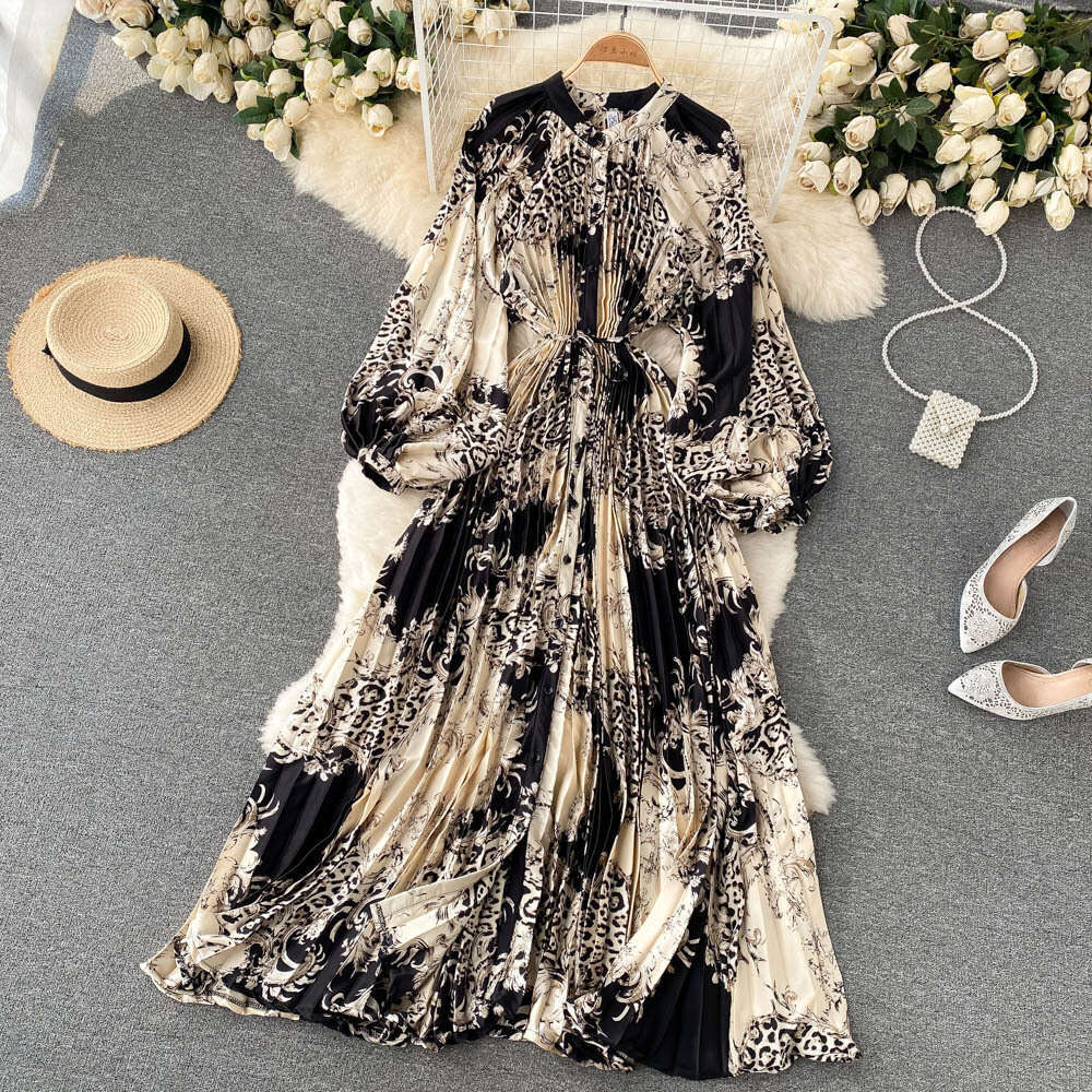 French Long Sleeved Shirt Dress with Temperament, Waist Cinching, Heavy Wrinkling, Elegant Printing, Socialite Vacation Skirt Loose Bifurcated High Wa