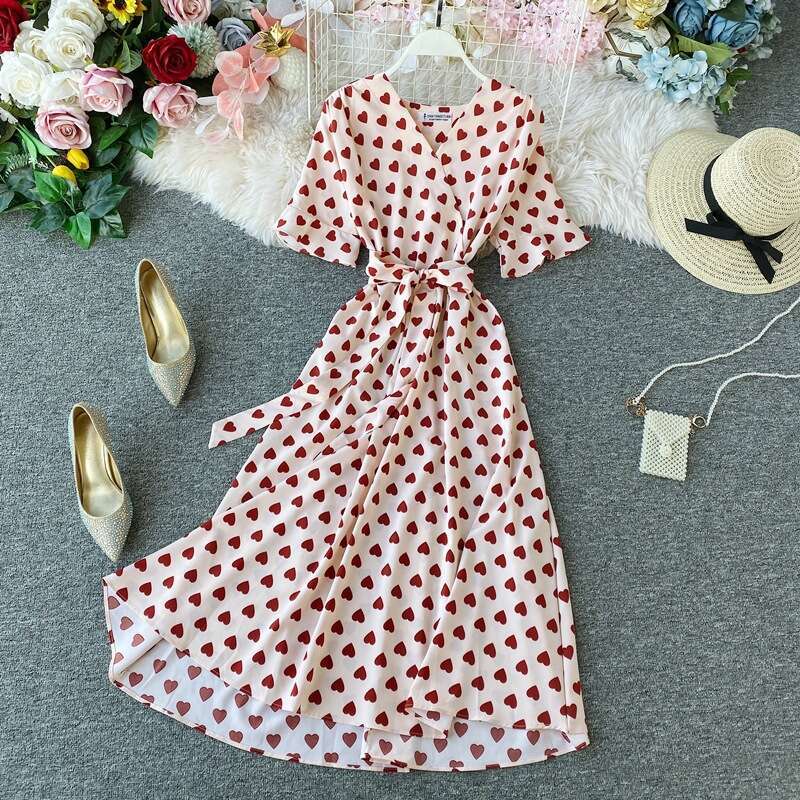 French V-neck Dress Short Sleeved Xia Ins Super Hot Lace Waist Up Seaside Vacation Beach Over Knee Large Swing Long Skirt High Waist Dress