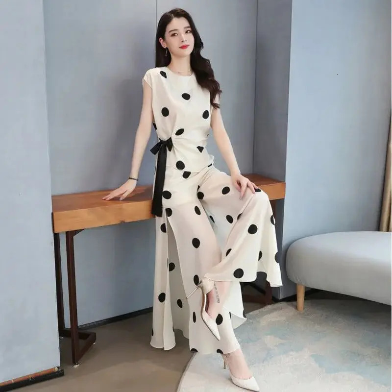 Womens Chiffon Sport Suit 2024 Summer Fashion Polka Dot Wide Leg Pants Crop Tops Two Piece Set For Women Plus Size Clothing 240716