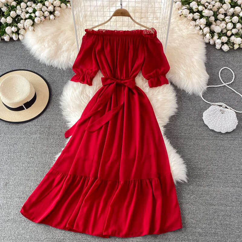 Vacation Beach Skirt Fashionable Sexy Off the Shoulder and Elegant Style Large Swing Long Dress Self-cultivation Novelty Pregnant Womens Dress Oversiz