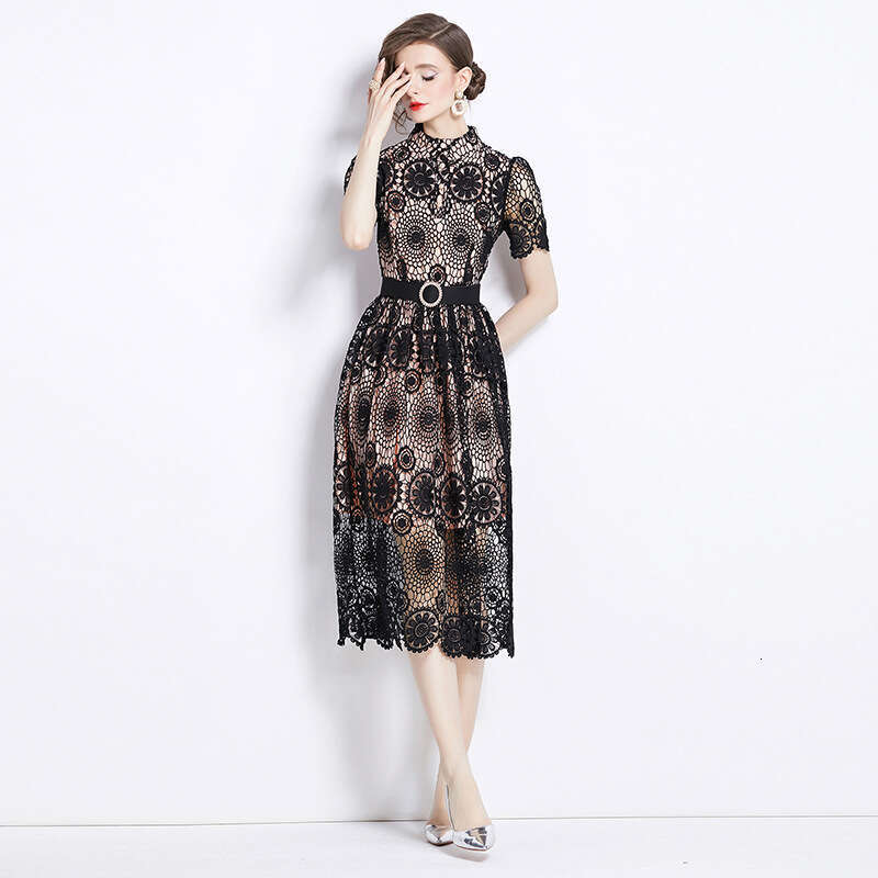 French Style Temperament Summer Female Niche, Water-soluble Lace Slim Fit Long Short Sleeved Dress, Can Be Worn on Weekdays Short Loose Lace Dress BOH