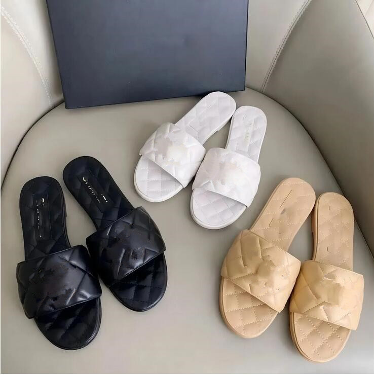 2024 Mid Heel Embroidered Sandals Women Slippers Designer Sandal Lady Wedding Party Slides Flats Ankle Buckle Rubber Sole Mules Summer Beach Sexy Heels