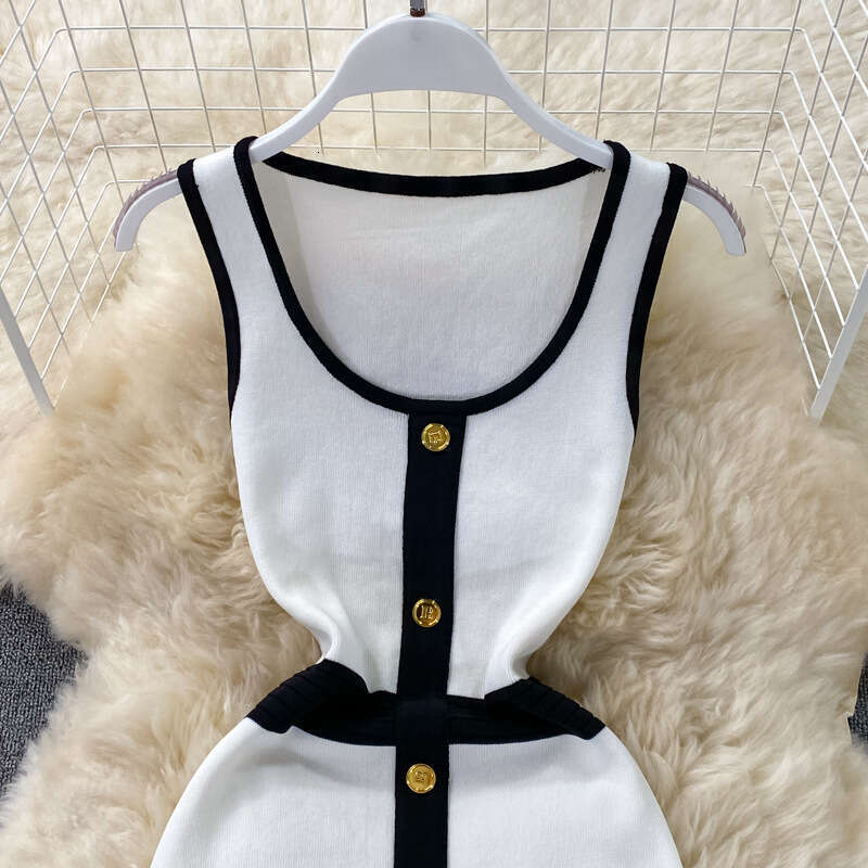 Mingyuan French Tank Top Skirt 2023 New Summer Collection Waist Slimming U-neck Knitted Wrapped Hip Dress Sleeveless Bifurcated Novelty Short Round Ne