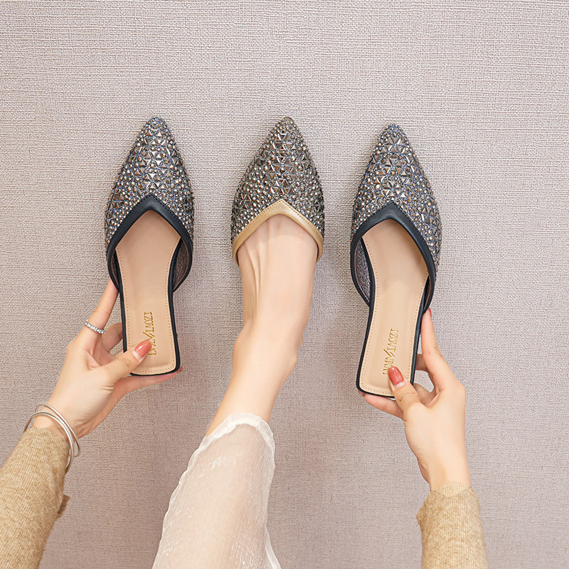 Designer New Crystal Beading Summer Shoes New Wearing Outside Woman Pointed Toe Glitter Rivets Slippers Female Slides Sequines Sandals Big Size 43