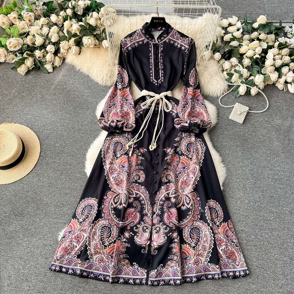 French Palace Style Design with Printed Slim Fit Long Bubble Sleeves, High-end and Exquisite Dress Self-cultivation Novelty Short High Waist Dress