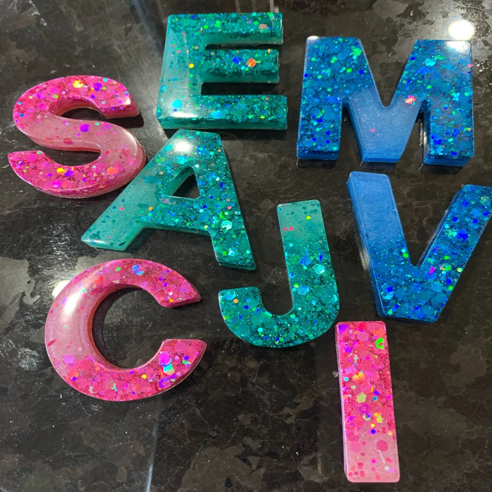 Holographic Cosmetic Lips Nail Art Body Christmas Party Chunky Glitter Solvent Resistant Polyester Glitter For Epoxy Resin 240715