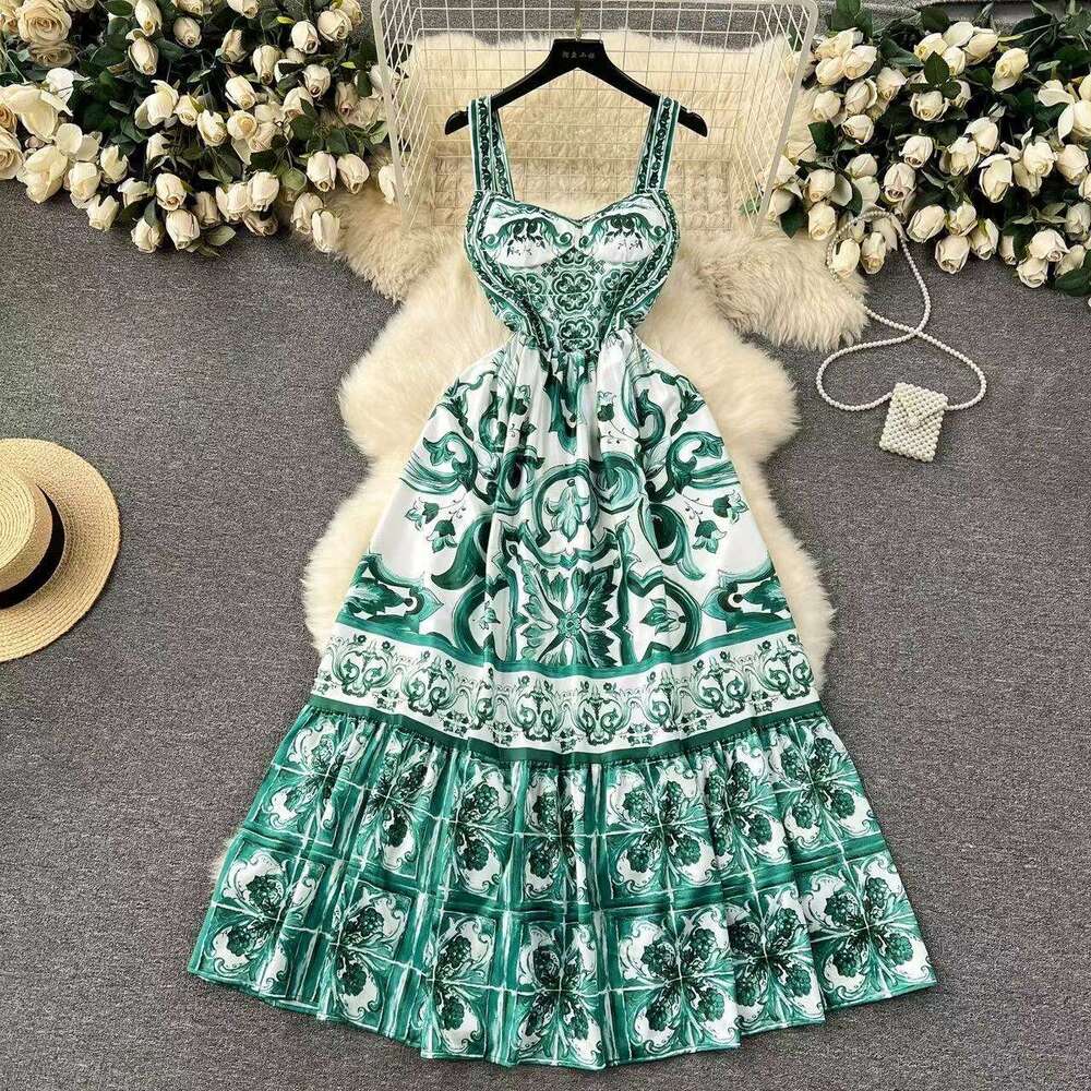 Ethnic Style Waistband Shows Slimming Temperament with A Camisole Dress, Summer Womens Haute Couture Print Stunning A-line Long Skirt Round Neck Dress