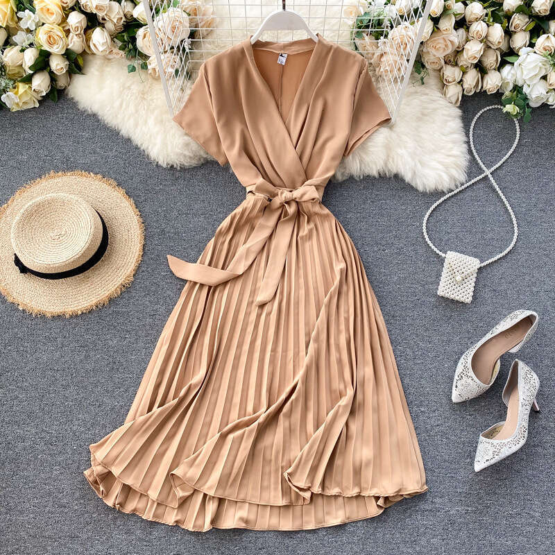 French Niche Dress for Women 2020 New Style Temperament Solid Color V-neck Tie Up Waist Slimming Knee Length Pleated Skirt Bifurcated Novelty Short La