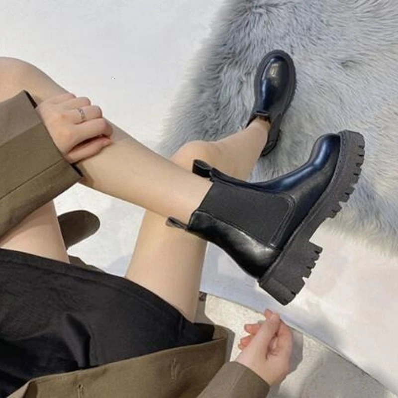 Autumn Winter Platform Brown Black Ankle Boots for Women Retro Fur Short Chunky Punk Shoes 240708