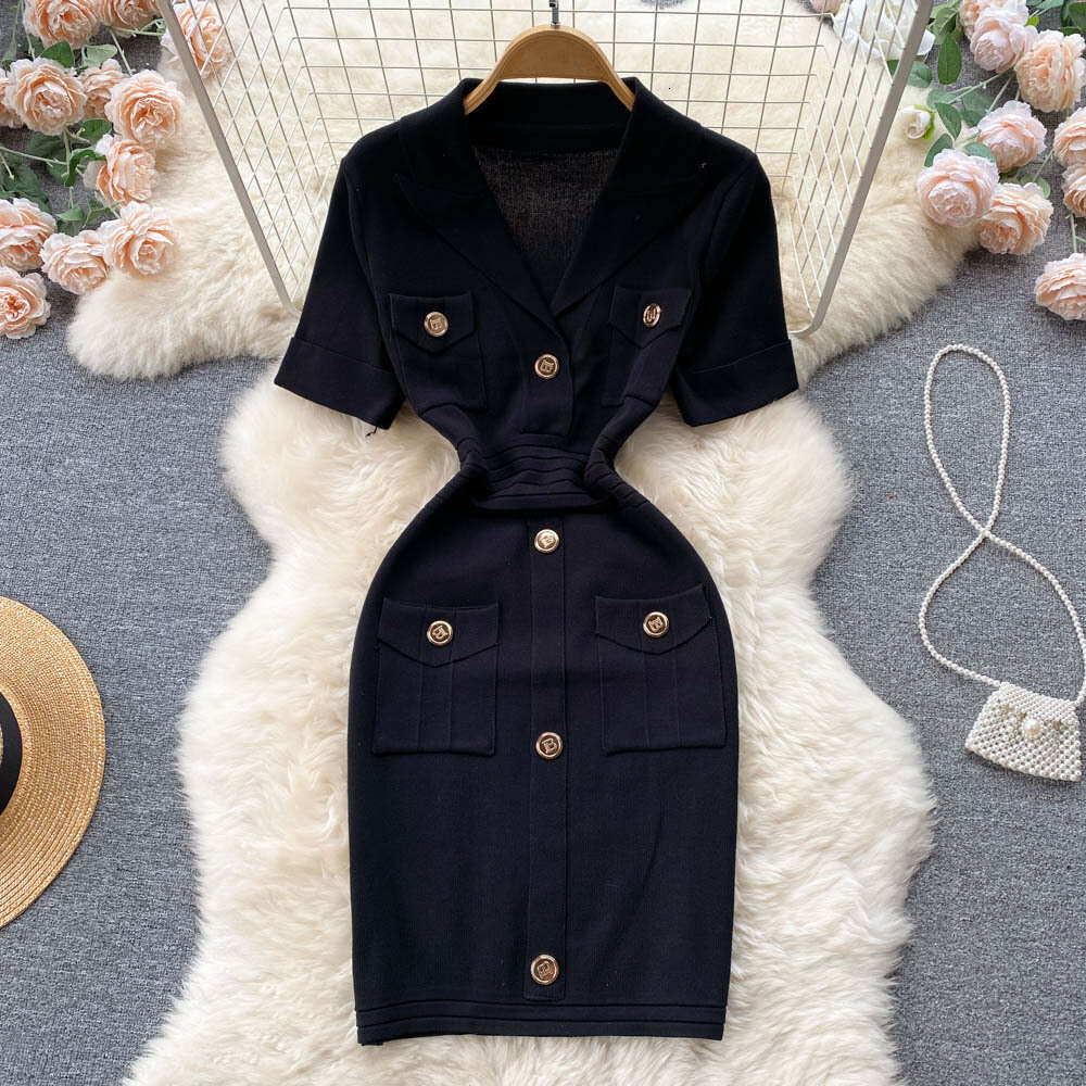 Xiaoxiangfeng Knitted Dress for Womens Summer 2022 New Style French Niche Collar, Waist Cinching, Slimming Style, Hip Hugging Skirt Short Round Neck D