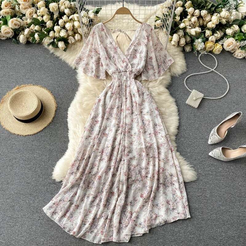 Vacation Dress Summer 2024 New Sexy V-neck Waist Slim and Long Chiffon Flower Beach Skirt Loose Short Sexy Self-cultivation Lace Dress Oversize Dress