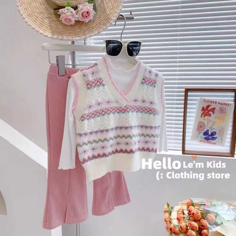 Clothing Sets 2-7Y Girls Baby Clothes Suit Spring and Autumn 2024 New Fashionable Cute Childrens T-shirt Vest Bell-bottoms Three Piece Set