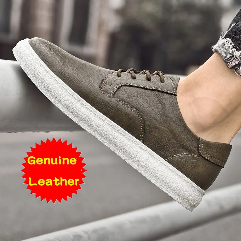 Leather mens casual sports shoes breathable round toe anti slip embossed flat plate spring autumn lightweight walking sports shoes 240715