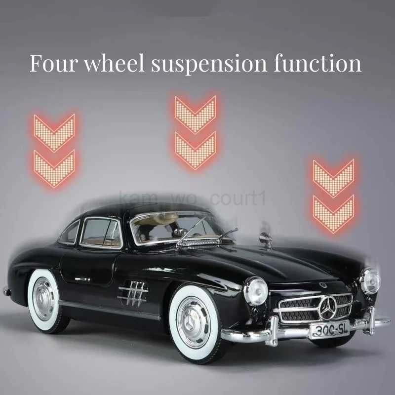 1 24 Mercedes Benz 300SL Alloy Classic Vintage car Model Car Model Diecast Metal Pull Back Sound Light Car For Children Gift M240717