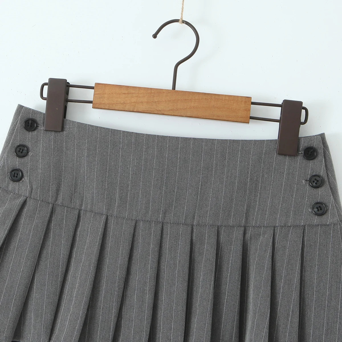 Y2K Grey Striped Print Side 3 Buttons Pleated Mini Skirt Sexy Low Waist Short Skater Skirts 240710