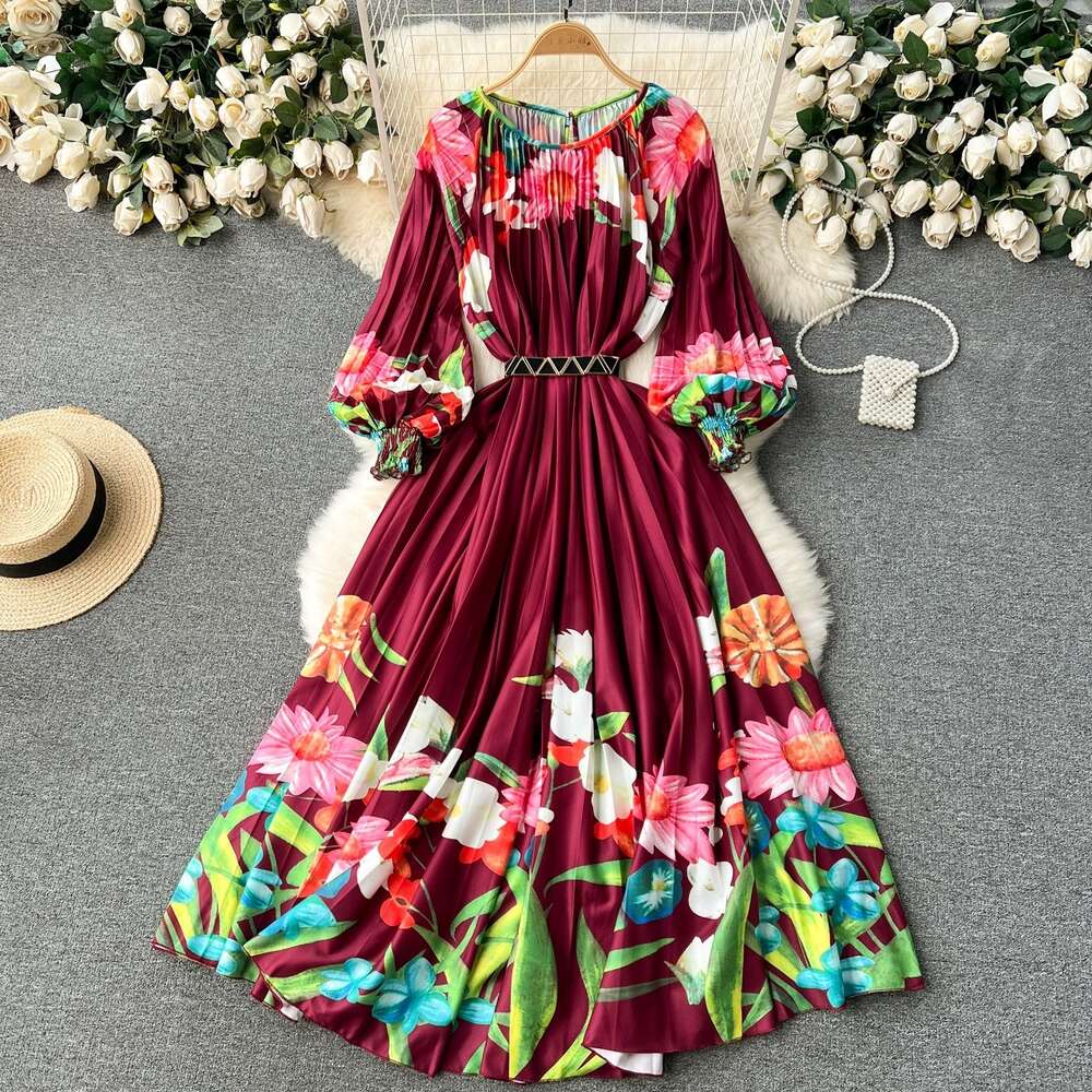 Gongyan Style Floral Dress, Womens Pleated Waist Cinched Lantern Sleeve Design, Feeling Niche, Light Luxury, Super Immortal Large Swing Skirt SKINNY D