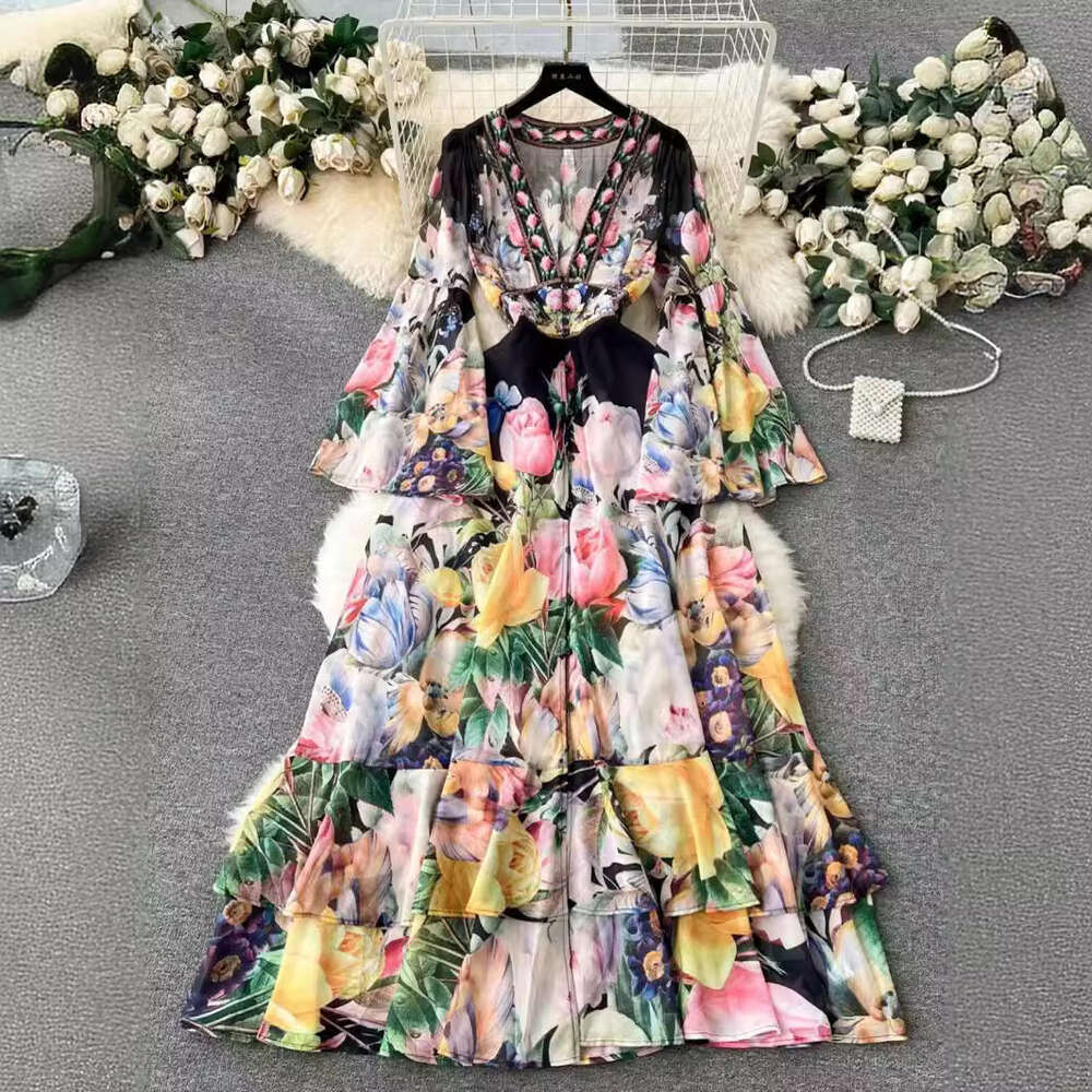 European Palace Style, Temperament, Dress Design, Flared Sleeves, Slim Fit, Long Chiffon Ruffle Edge Skirt Floral Dress Short Novelty Oversize Dress