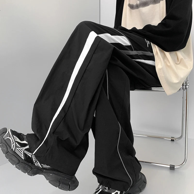 Mens y2k Striped Baggy Cargo Pants Sweatpants Sportswear Wide Leg Harajuku Track Pants Trousers men Korean Autumn Clothes 240717