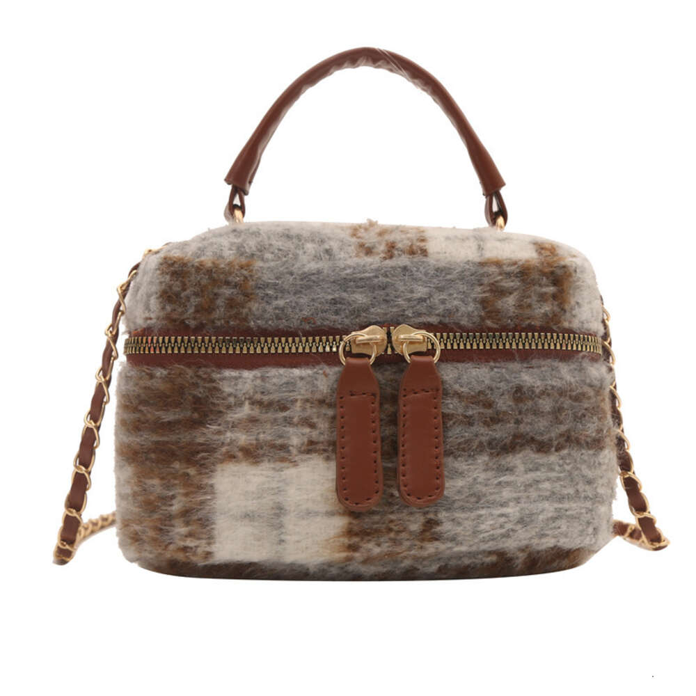 Autumn and winter popular woolen box small for women 2024 new fashion versatile crossbody super hot plaid shoulder bag H7.18#16