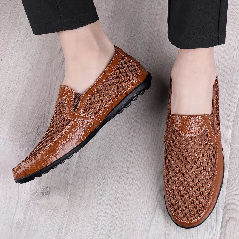 Men Summer Leather Loafers Casual Shoes Breathable Men Sneakers Fashion Comfort Male Outdoor Black Rubber Flat Men Shoes 240718