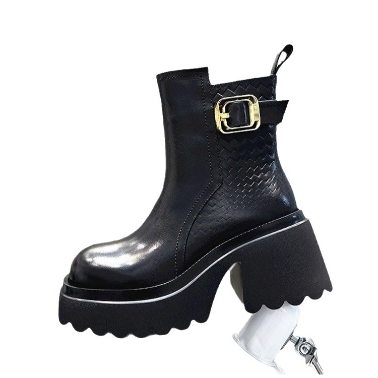 Fashion Bottom 2024 New Thick Comfortable and Durable Explosive Style Coarse Heel Simple Thin Short Tube Highlighting Versatile Martin Boots Lhshoe