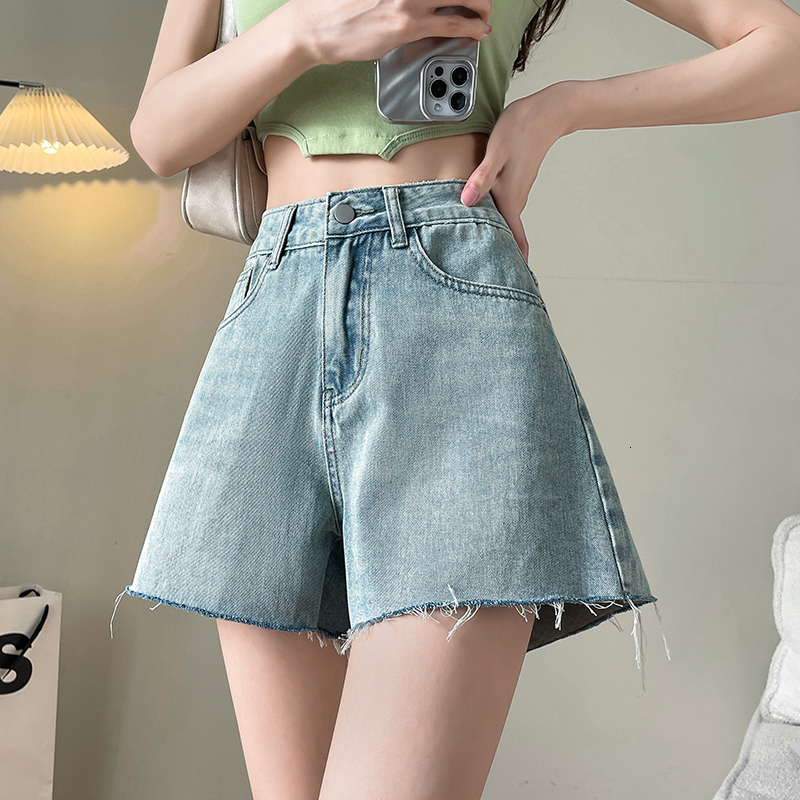 Soft denim for women in summer 2024, new thin design, small height, high waist, A-line fringed, spicy girl shorts