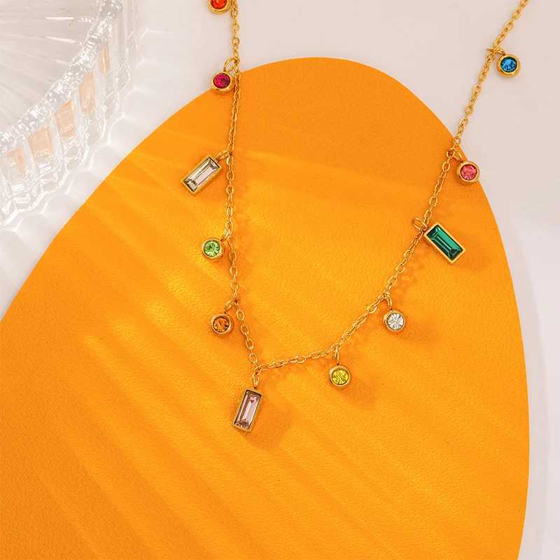 Pendant Necklaces EILIECK 316L Stainless Steel Geometric Colored Crystal Zirconia Pendant Necklace Womens Fashion Necklace Chain Jewelry Gifts J240712