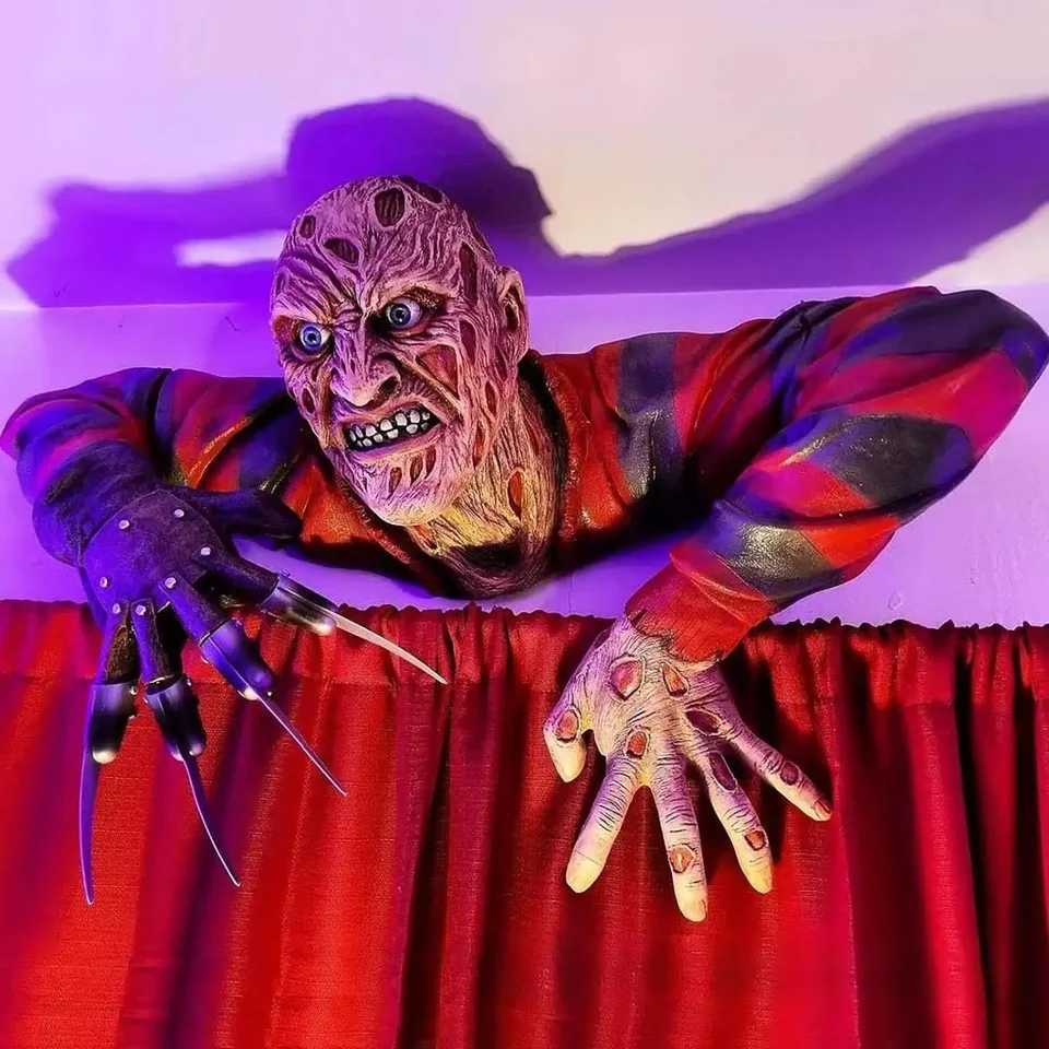Freddy Statue Nightmare Kruger Grave Walker Statue Wall Sculpture Cartoon Characters Creative Sculptures Wall HangingsB240710B240707