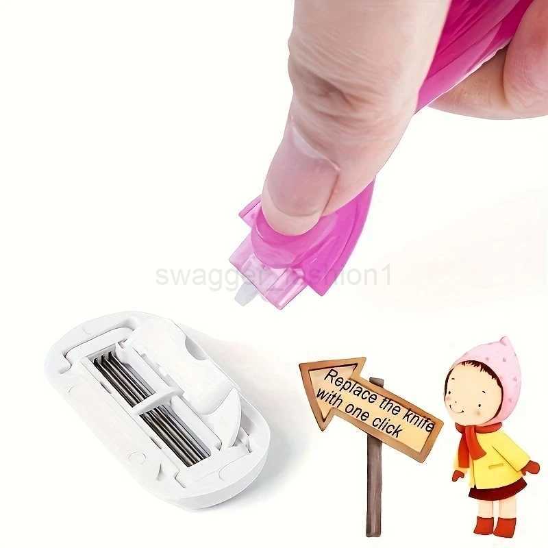 1 Holder+8 Blades 3-Layers Manual Razor For Women Reusable Blades ShavingSet Replaceable Blades Women Shaver With Lube StripB240709