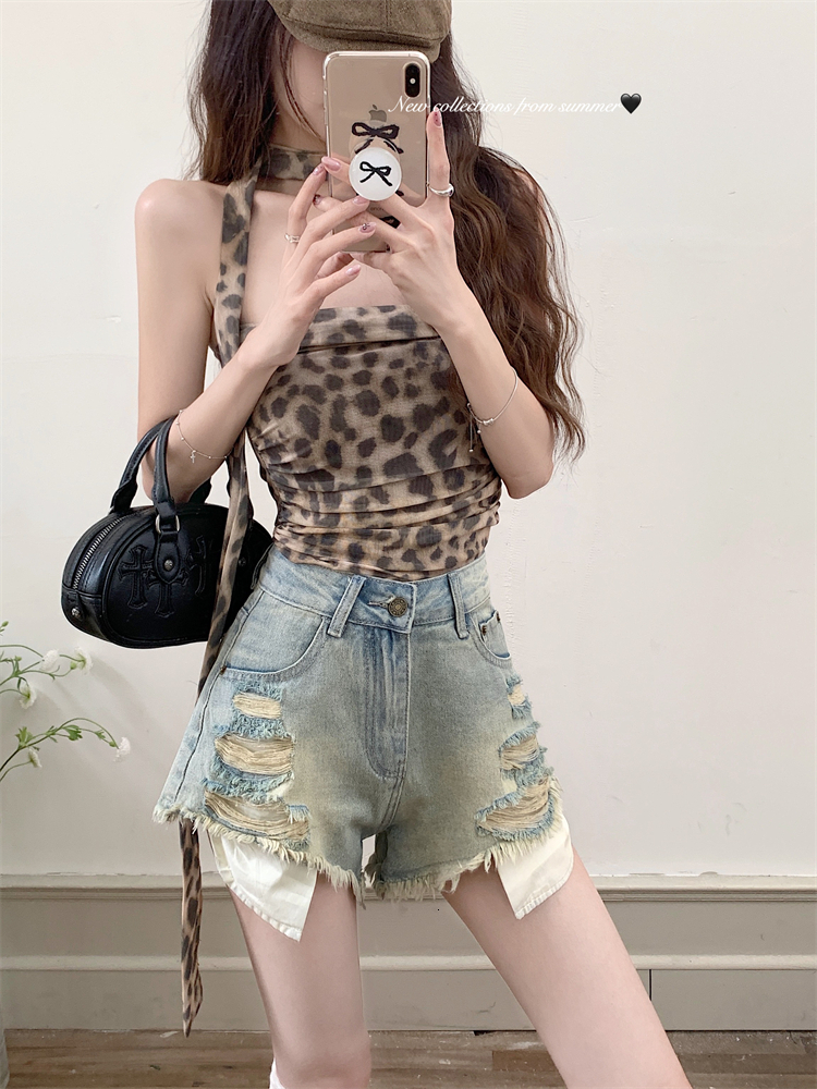 ~American Spicy Girl Broken Hole Denim Shorts Women's High Waist A-line Design Feeling Fleece Wide Leg Hot Pants