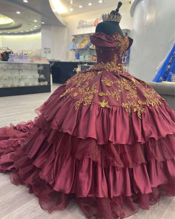 Bury Prom Dress Quinceanera Dresses Gold Embroidery Ral Ruffles Train Corset Vestidos Anos Princesa Sweet Lz0304