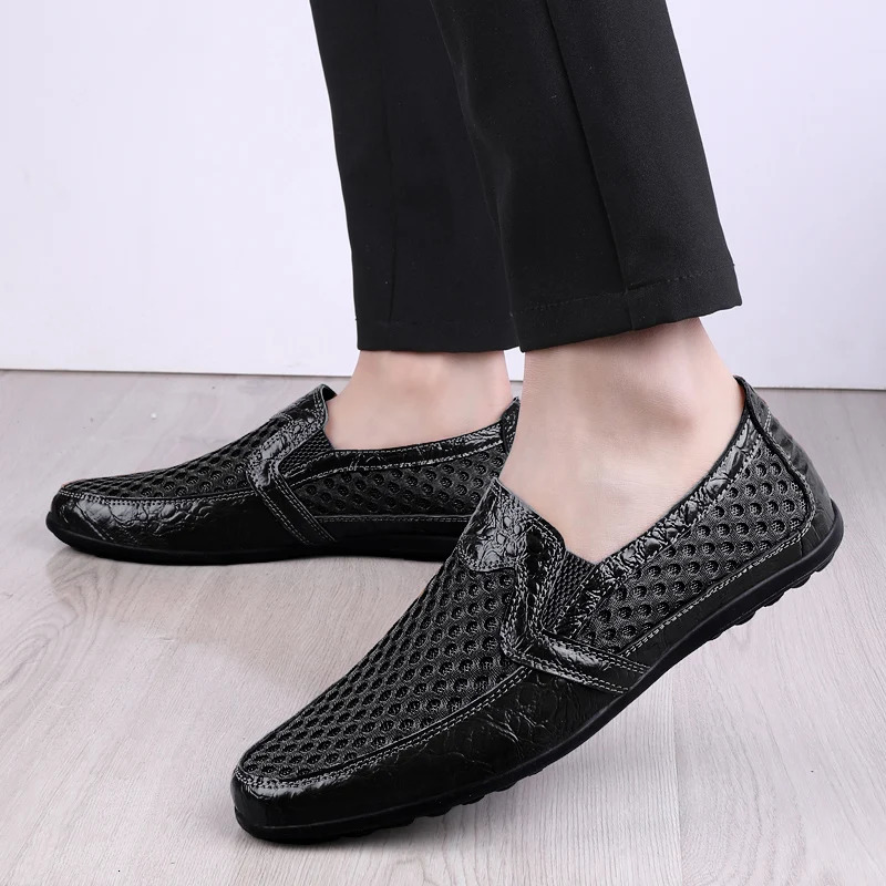 Men Summer Leather Loafers Casual Shoes Breathable Men Sneakers Fashion Comfort Male Outdoor Black Rubber Flat Men Shoes 240718
