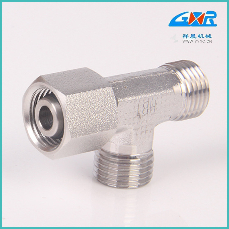 Manufacturers can order new XC-CC card sleeve connectors. Stainless steel connectors are available in large quantities and are preferred