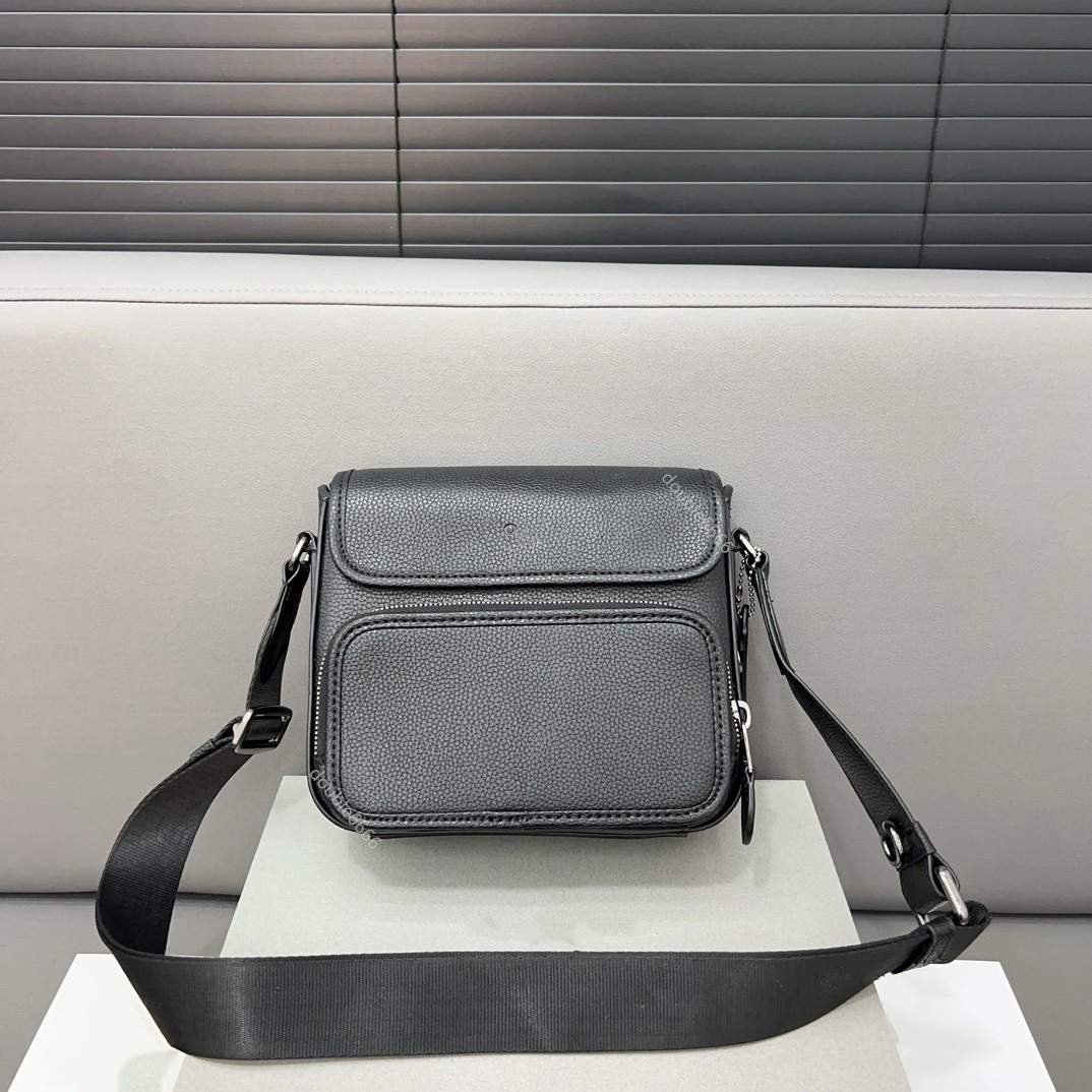 bag new Classic fashion men messenger bags cross body school bookbag shoulder man handbag handbags Flip up messenger bag travel bag Work Package