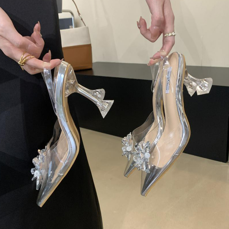 HBP Transparent Pvc Sandals Crystal Pointed Transparent Thin Heel Sandals External Water Diamond Flower High Heeled Sandals Women Shoes High Quality