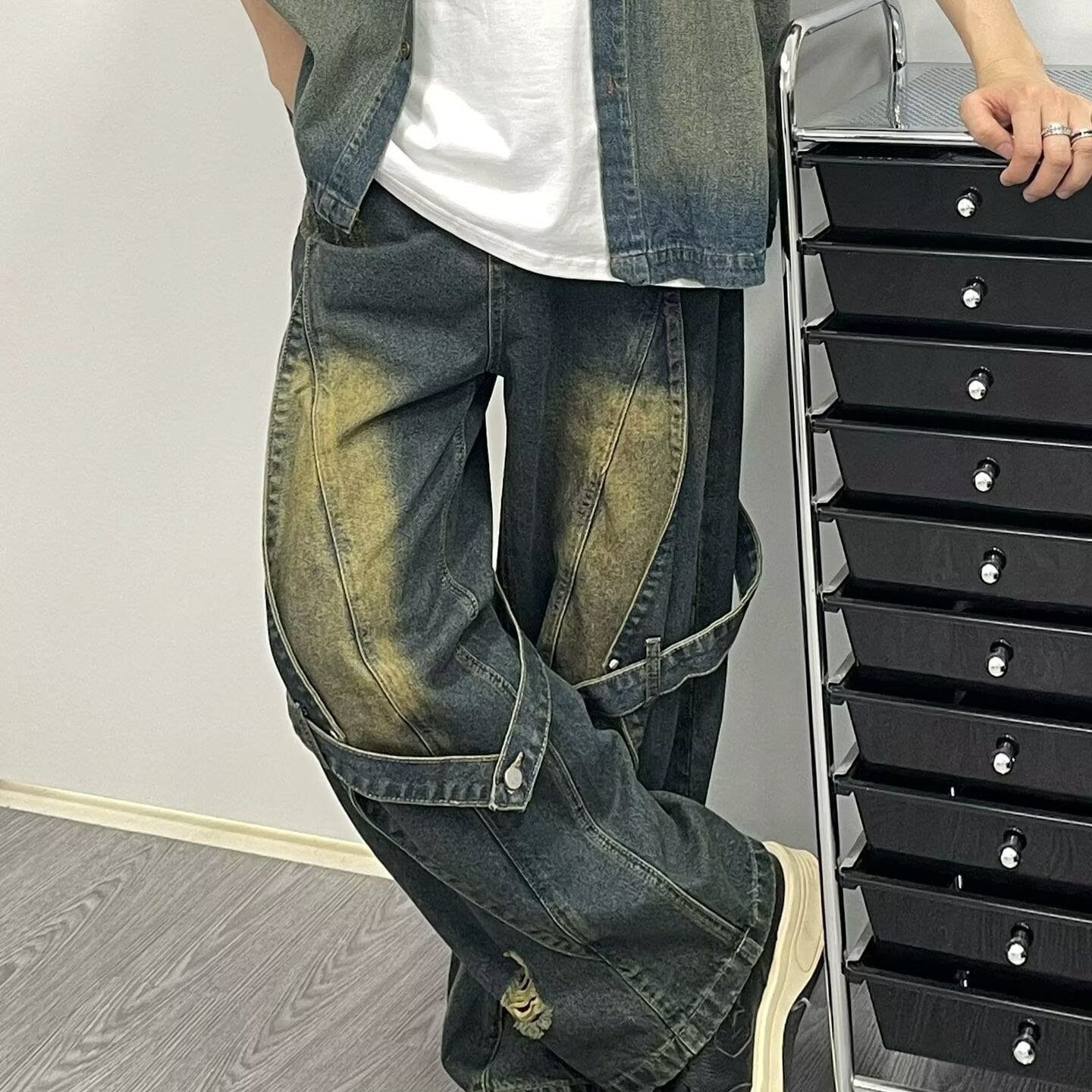 High Trendy Washed Structure Strap Jeans with American Street Design Gradient Splicing Pants