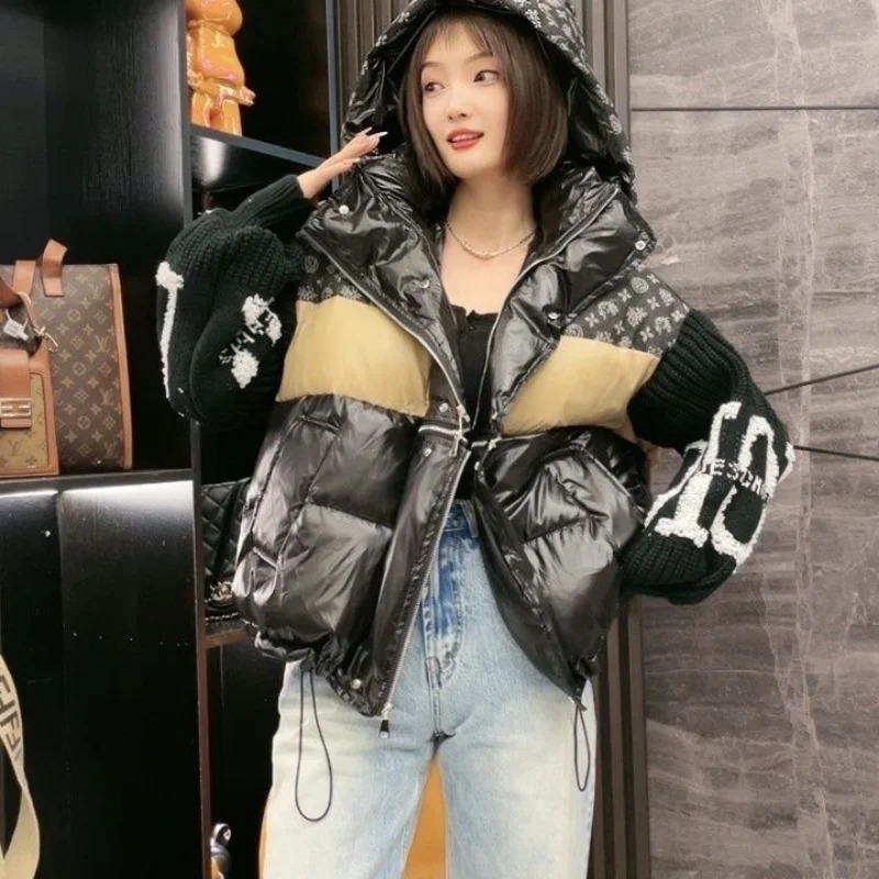 Splicing Hooded Down Fall And Winter Fashion Trend Knitted Long-Sleeved Loose Padded Warm Womens Jacket 240717