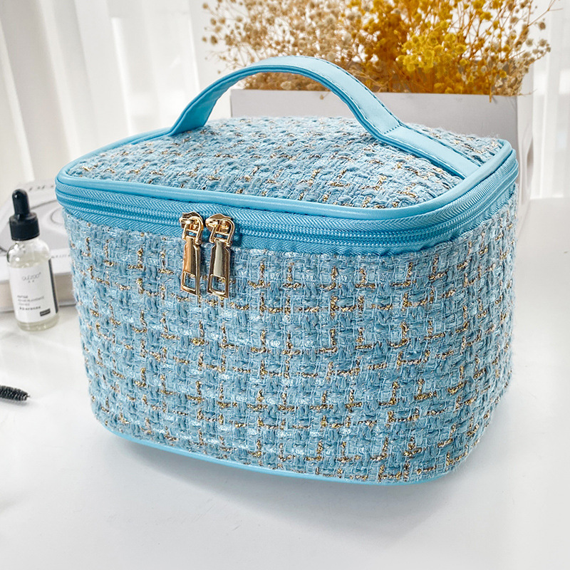 Tote simple large capacity small fragrance makeup Ins style girl toiletry bag travel high appearance level cosmetics storage