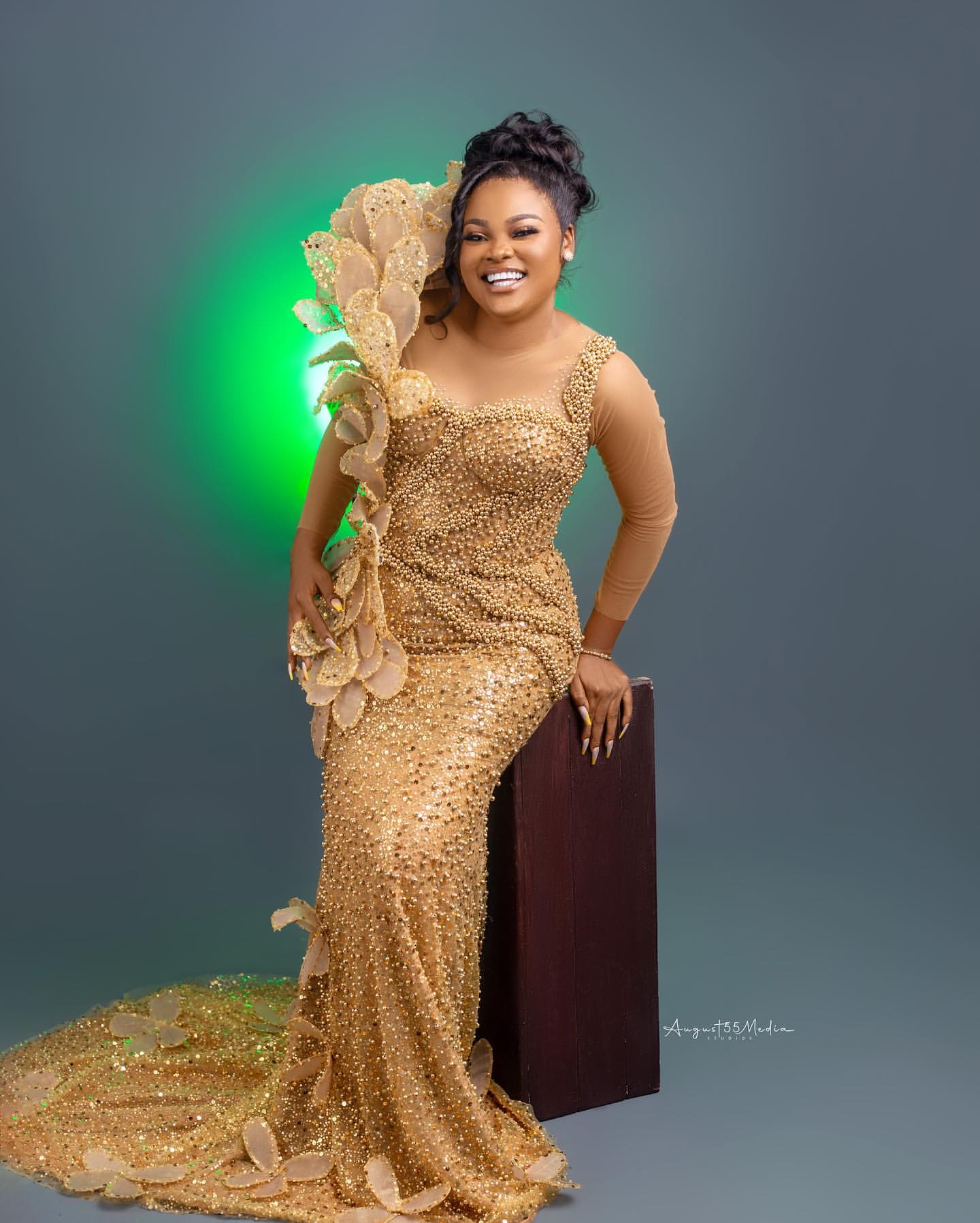 2024 Plus Size Gold Illusion Mermaid Prom Dress Fulllace Promdress Florals Beaded Evening Formal Party Second Reception Birthday Engagement Gowns Dres