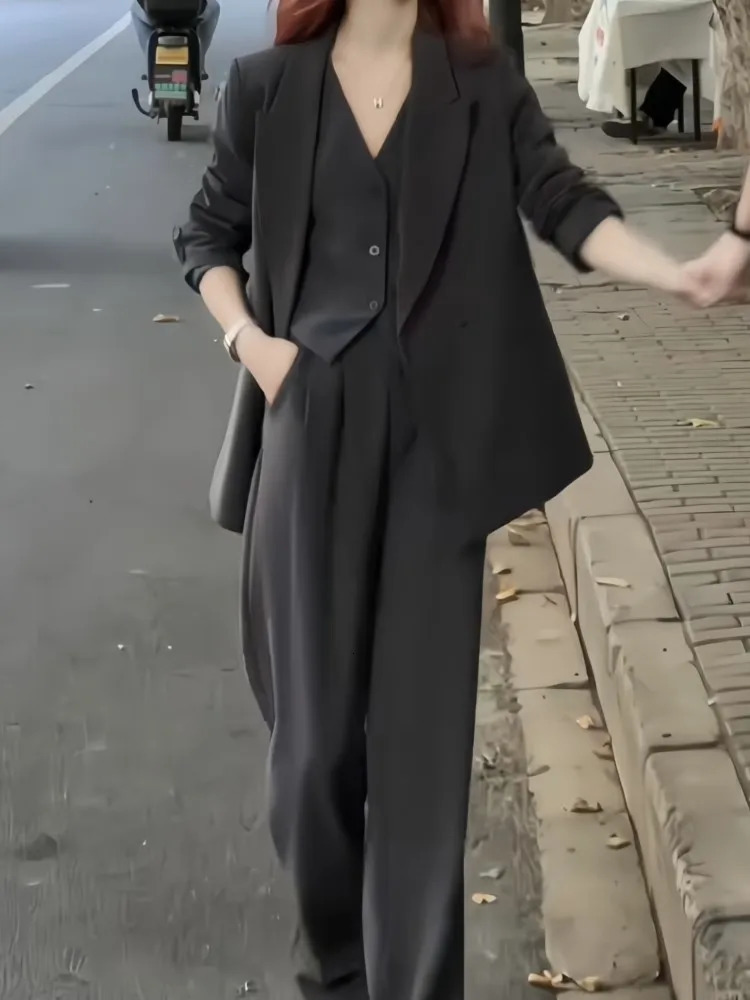 Korean Fashion Women Business Blazer 3 Pieces Set Elegant Casual Jackets Coat Sleeveless Vest and Pant Suit Female Clothes 240712