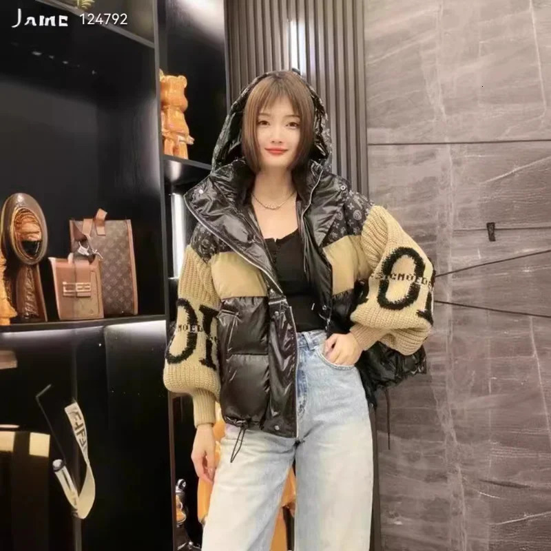 Splicing Hooded Down Fall And Winter Fashion Trend Knitted Long-Sleeved Loose Padded Warm Womens Jacket 240717