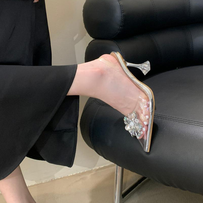 HBP Transparent Pvc Sandals Crystal Pointed Transparent Thin Heel Sandals External Water Diamond Flower High Heeled Sandals Women Shoes High Quality