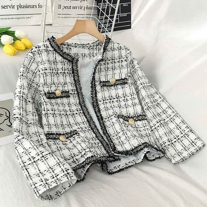 Vintage Tweed Plaid Cropped Jacket Women Spring Autumn Elegant Slim Long Sleeve Cardigan Coats Street Korean Fringe Outerwear 240712