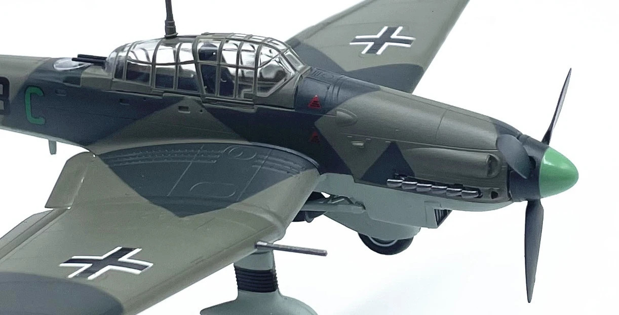 1 72 German JU87D Stuka Submersible Fighter Model E36385 Finished Product Series Model 240716