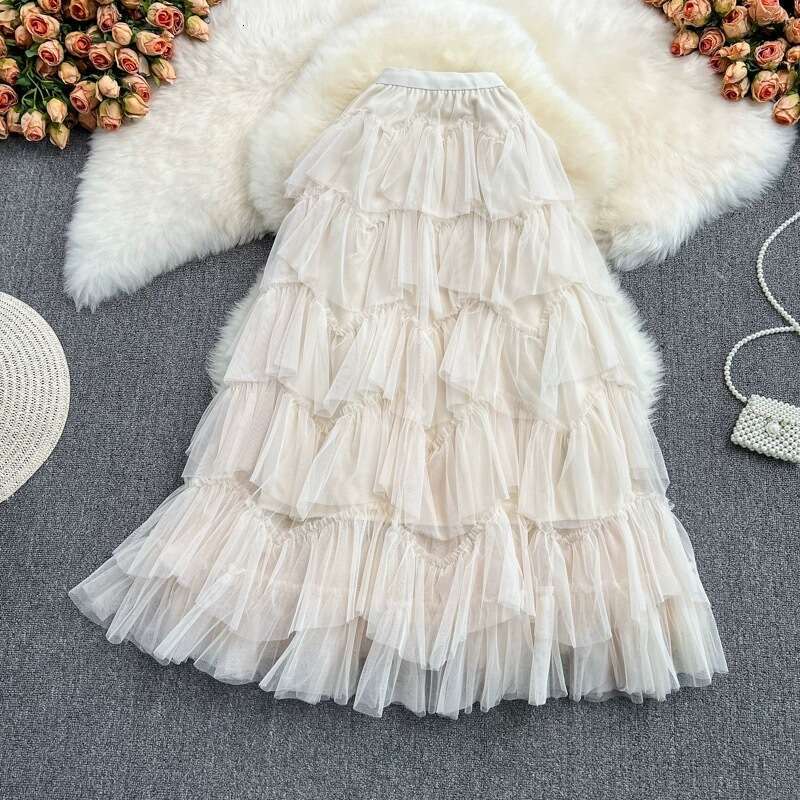 Fashionable Mesh Puffy Cake Medium Length Elastic and Elegant Irregular Gauze Fairy Skirt, Summer Temperament Self-cultivation Waist Lace Dress