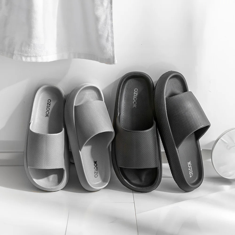 Fashion Women Summer Soft Slippers Thick Platform Bathroom Home Men Indoor Non-slip Anti-slip Female Cloud Cushion Slides 240713